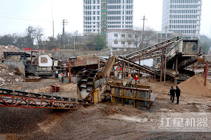 某客户建筑垃圾处理厂工作现场