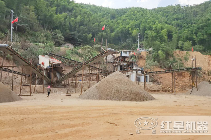 砂石骨料生产制备现场